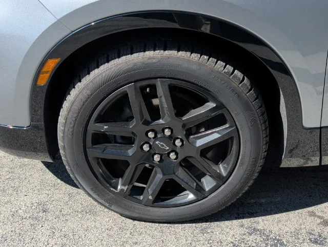 Used 2024 Gray Chevrolet RS image 43