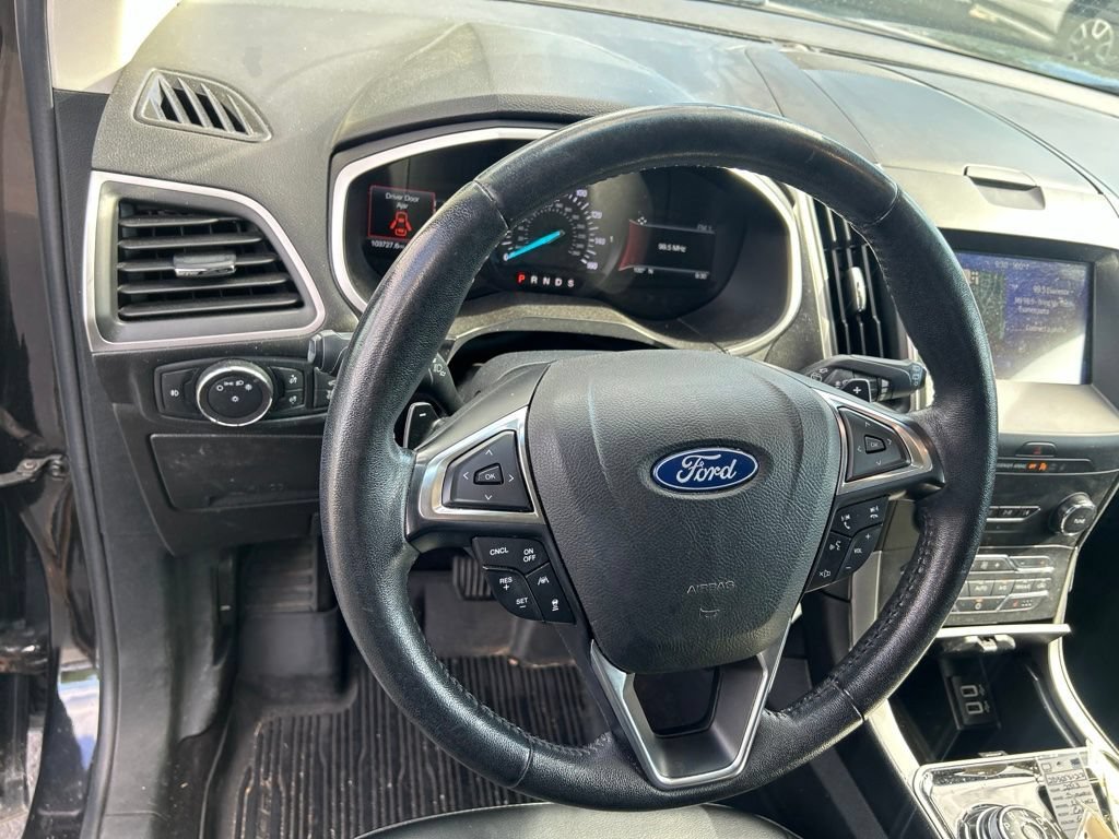 Used 2019 Black Metallic Ford SEL image 24