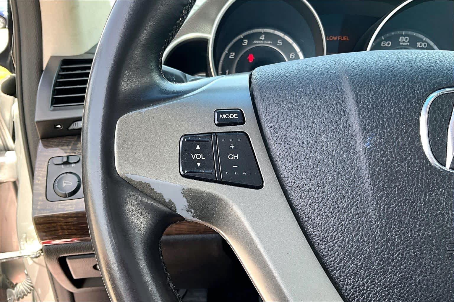 Used 2013 Palladium Metallic Acura Tech Pkg image 22