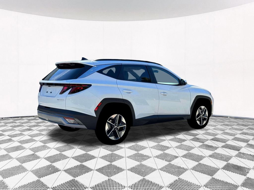 New 2026 White Hyundai SEL image 12