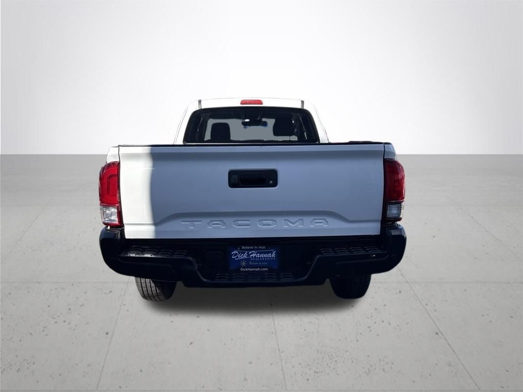 Used 2022 White Toyota SR image 7