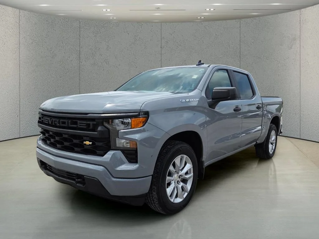Used 2024 Slate Gray Metallic Chevrolet Custom image 11