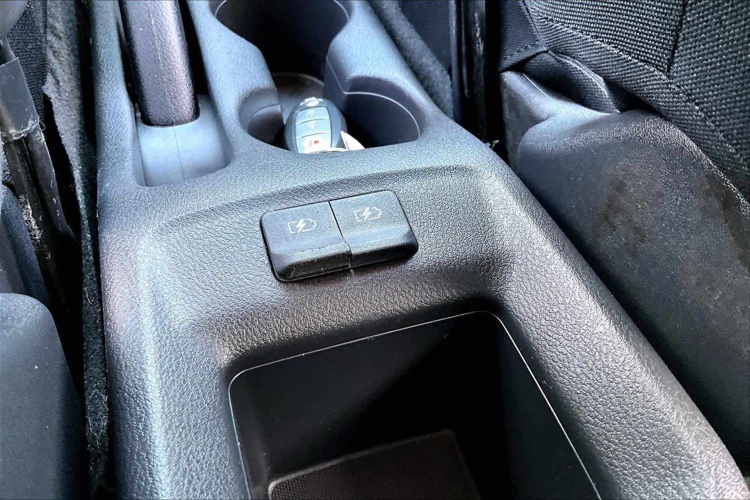Used 2019 Super Black Nissan S image 34