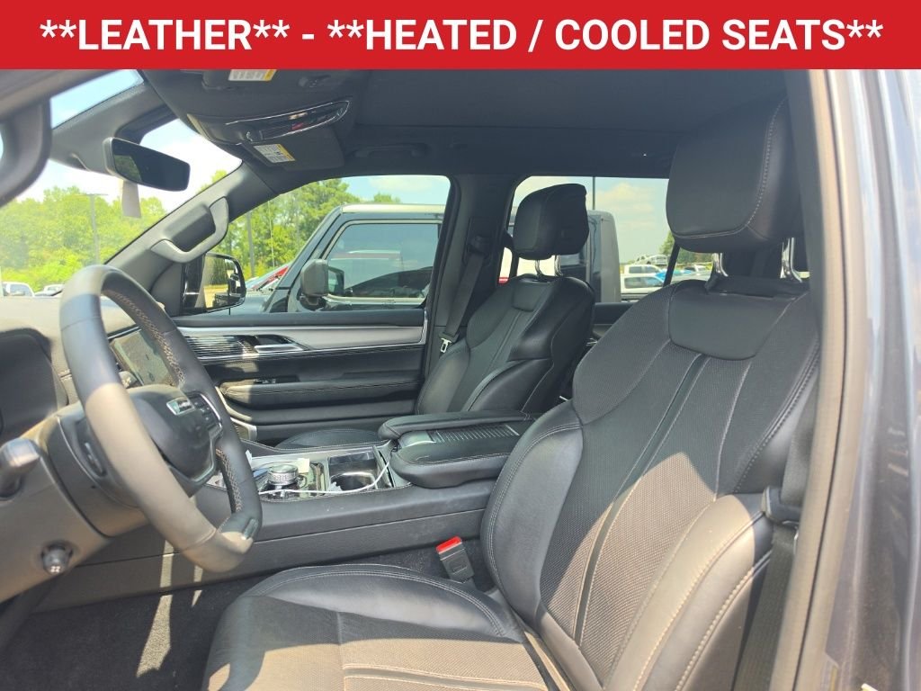 Used 2024  Jeep Series II image 5