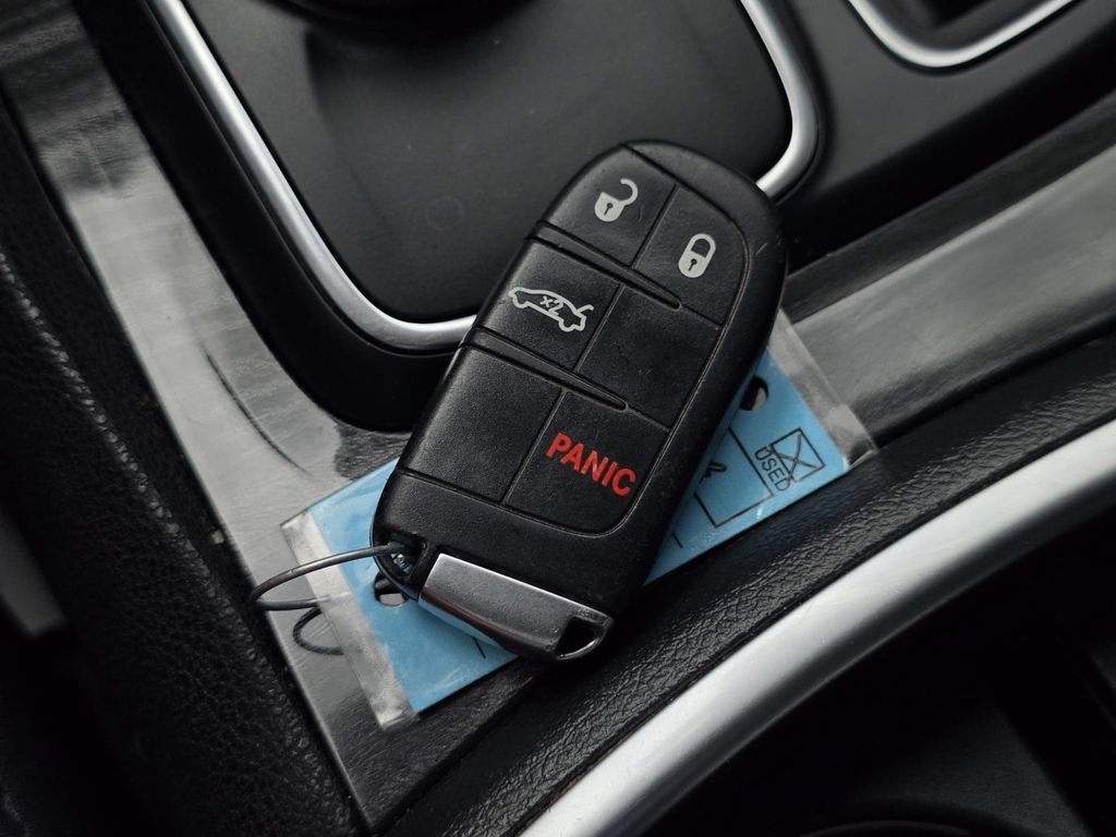 Used 2018 Gloss Black Chrysler Touring image 45