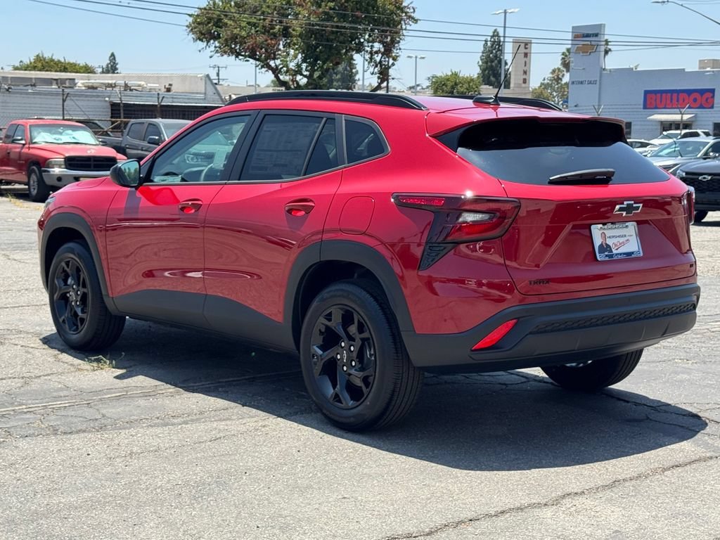 2026 Chevrolet Trax LT - Photo 4