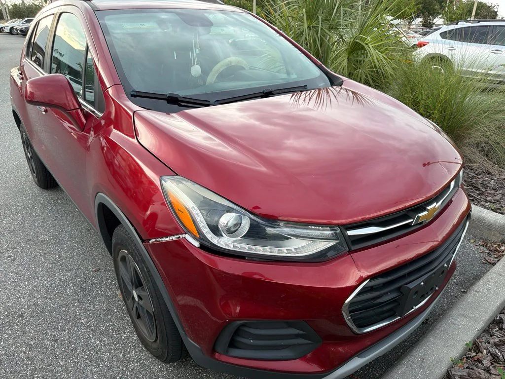 Used 2018 Red Chevrolet LT image 3