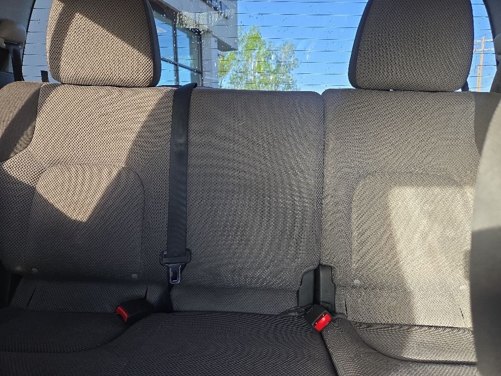 Used 2012  Suzuki Sport image 37