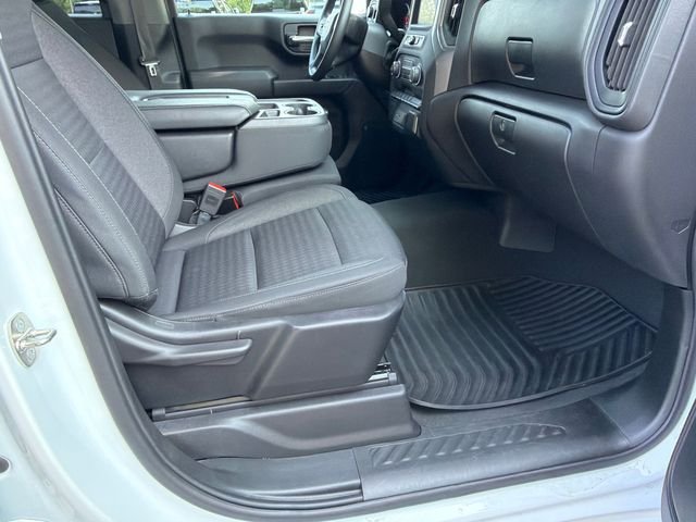 Used 2023 White Chevrolet Custom image 13
