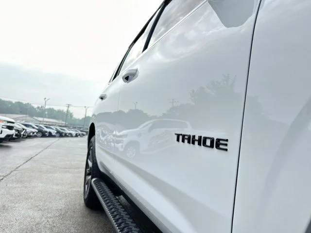 Used 2022 Summit White Chevrolet Z71 image 21