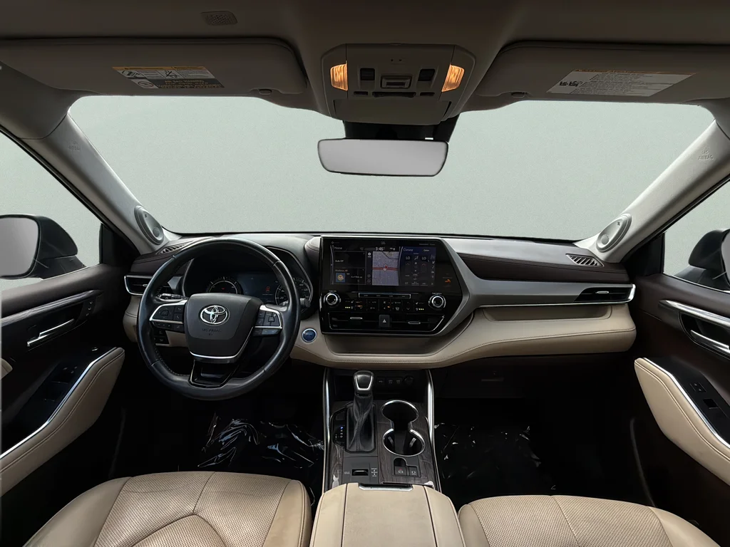 Used 2020 Amber Toyota Limited image 18