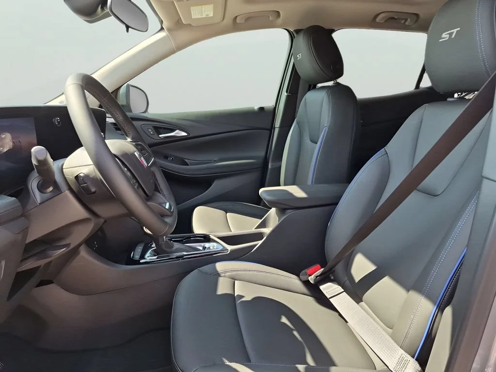 2026 Buick Encore GX Sport Touring - Photo 23