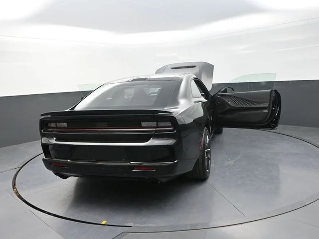 New 2026 Diamond Black Crystal Pearlcoat Dodge Scat Pack Plus image 31