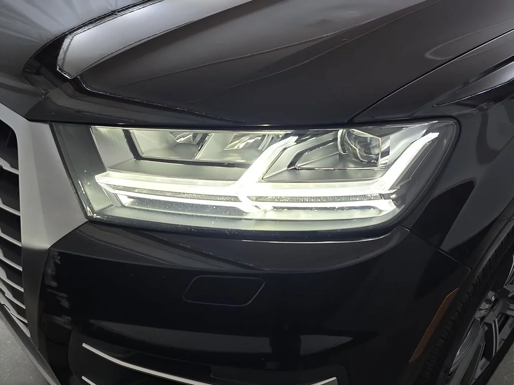 Used 2018 Orca Black Metallic Audi 3.0T Prestige image 32