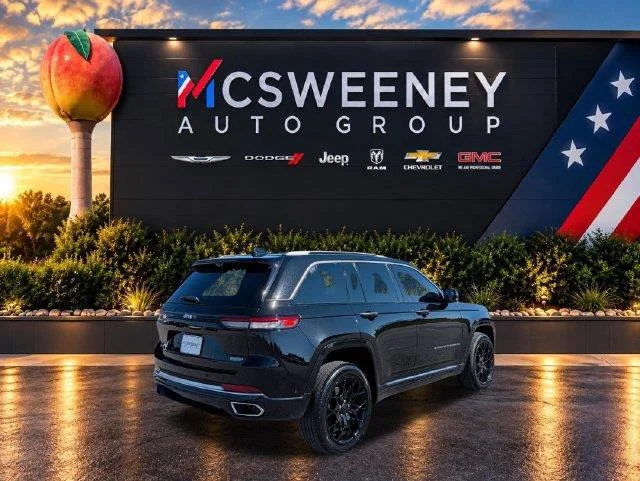 Used 2022 Black Jeep Summit Reserve image 5