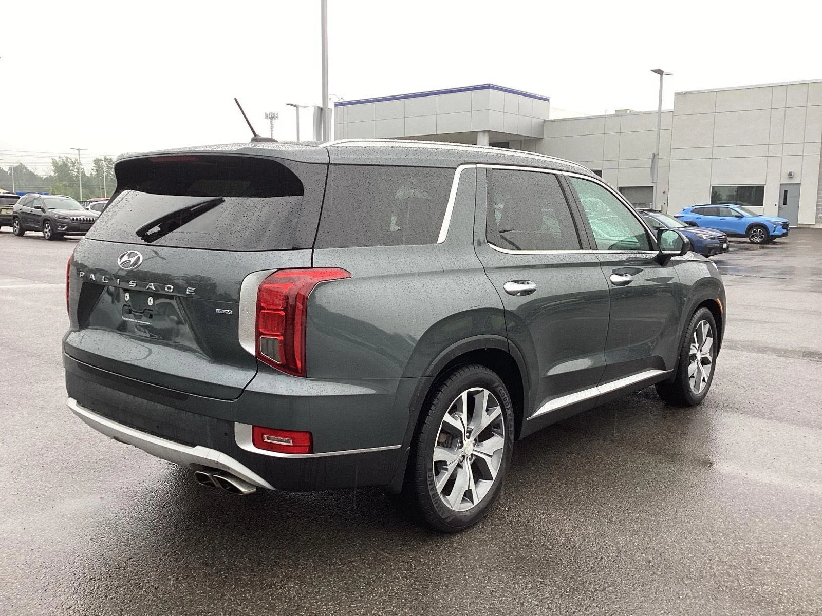 Used 2022 Steel Graphite Hyundai SEL image 9