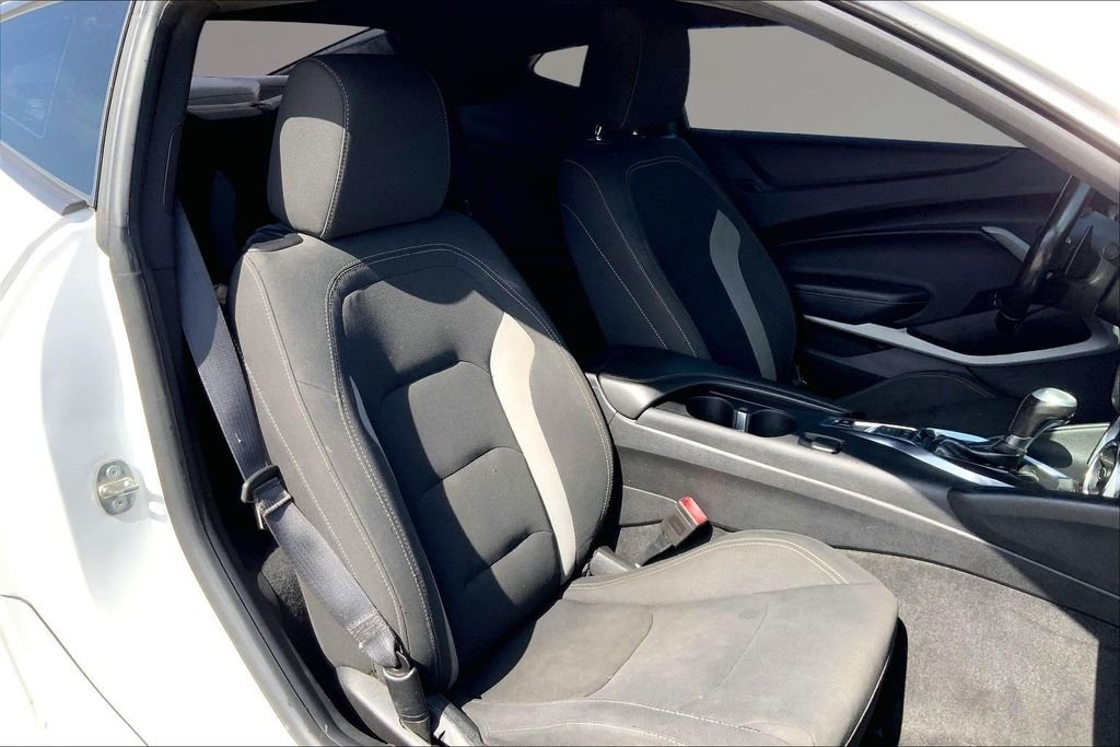 Used 2020 Summit White Chevrolet 1LT image 7