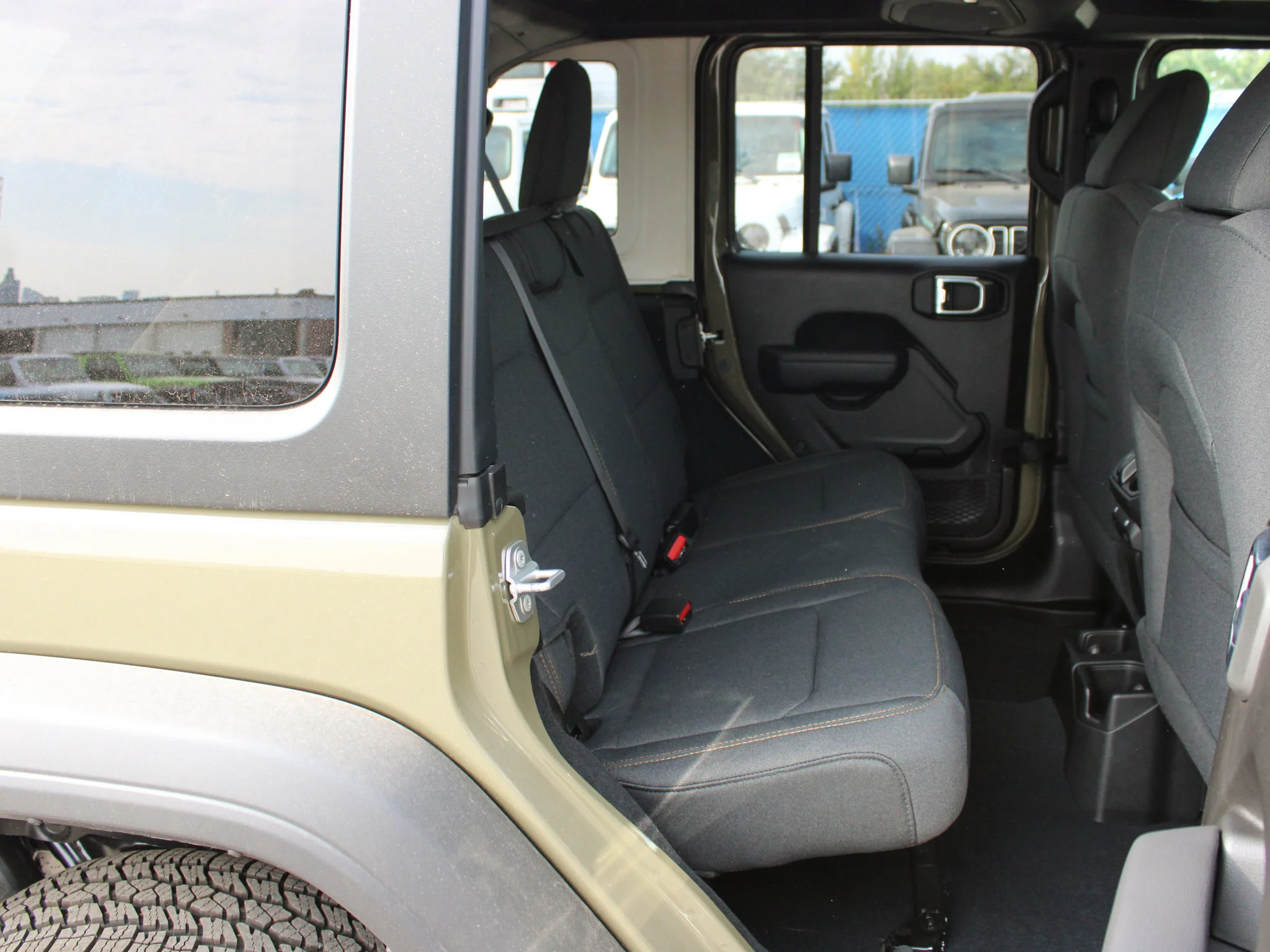 Used 2025 41 Jeep Sport S* 4 Door 4x4, Heated Seats/Wheel, Safety Group, Alpine Audio image 13