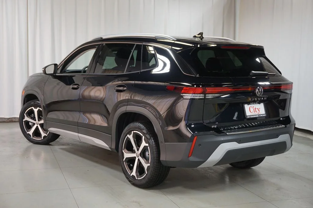 New 2026 Black Volkswagen 2.0T SE image 8