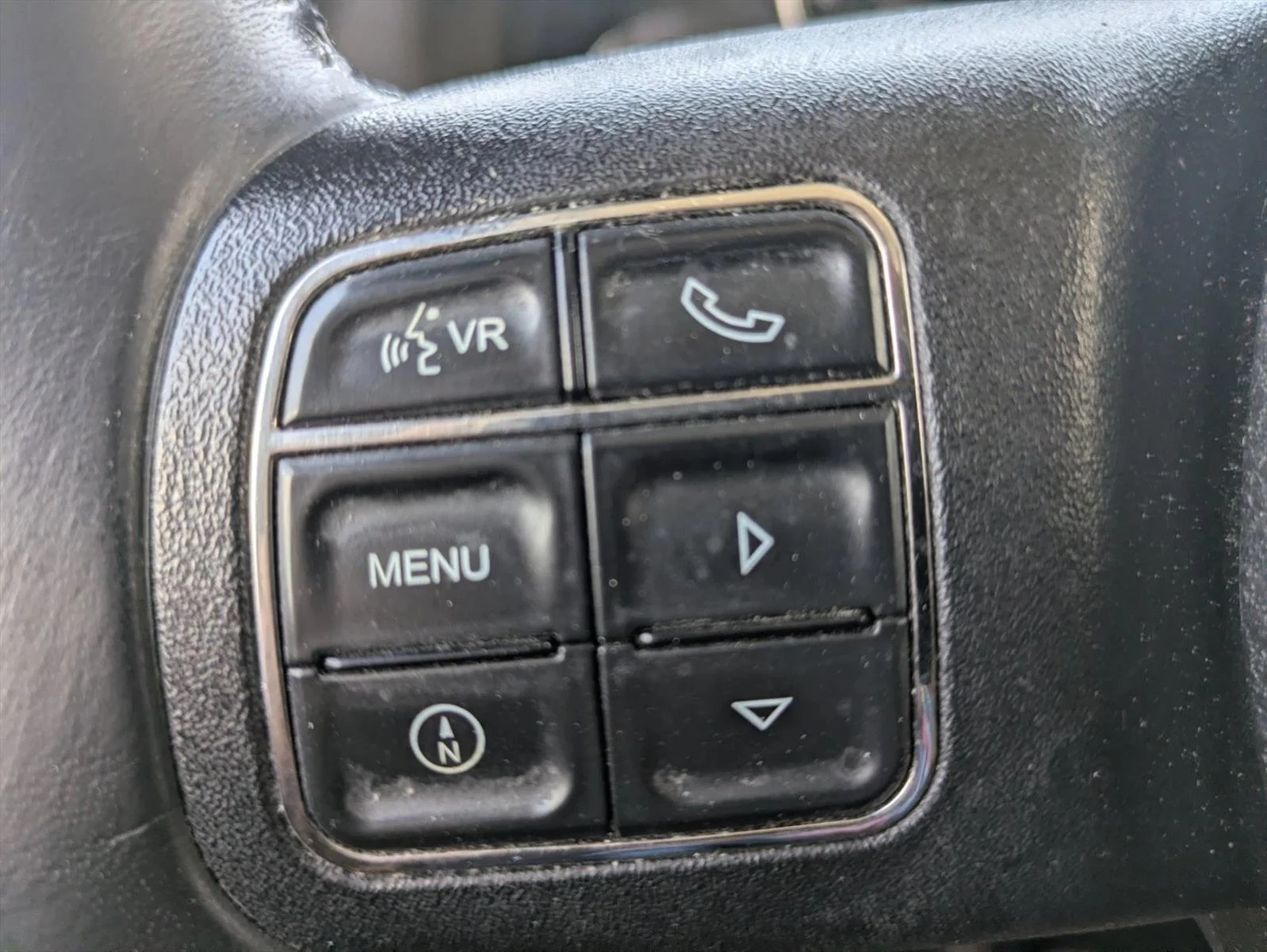 Used 2012 Bright Silver Clearcoat Metallic Jeep Rubicon image 12