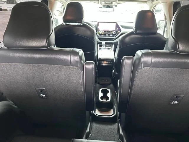 2024 Toyota Highlander Platinum - Photo 39