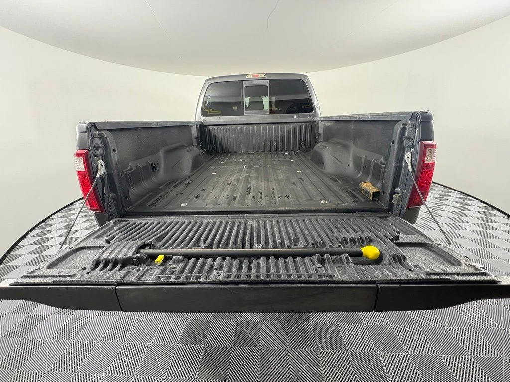 Used 2016 Gray Ford Lariat image 10