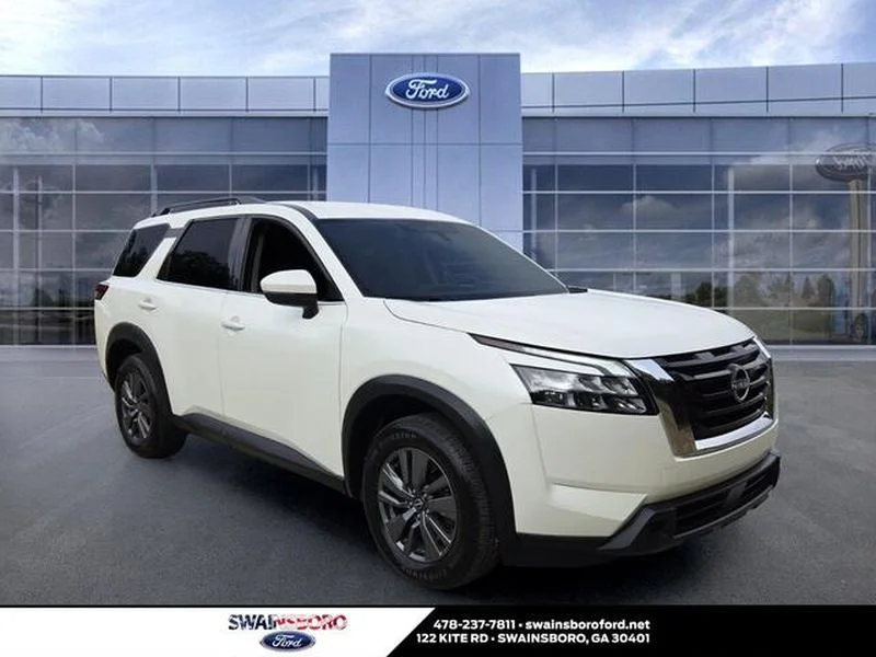 2024 Nissan Pathfinder SV 2WD's photo