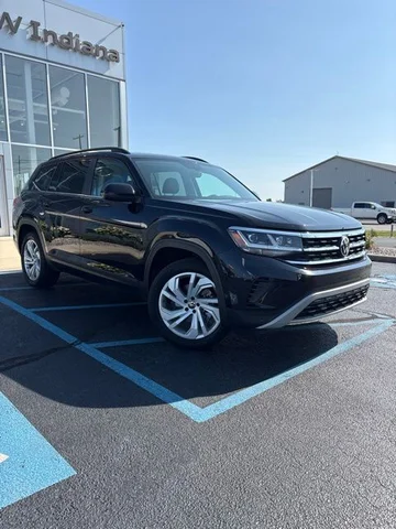2023 Volkswagen Atlas 3.6L V6 SE w/Technology