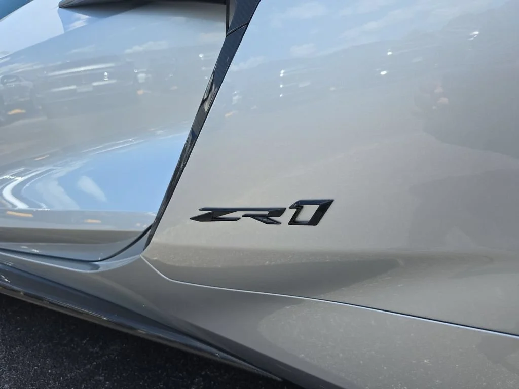New 2027 Blade Silver Metallic Chevrolet 3LZ image 32