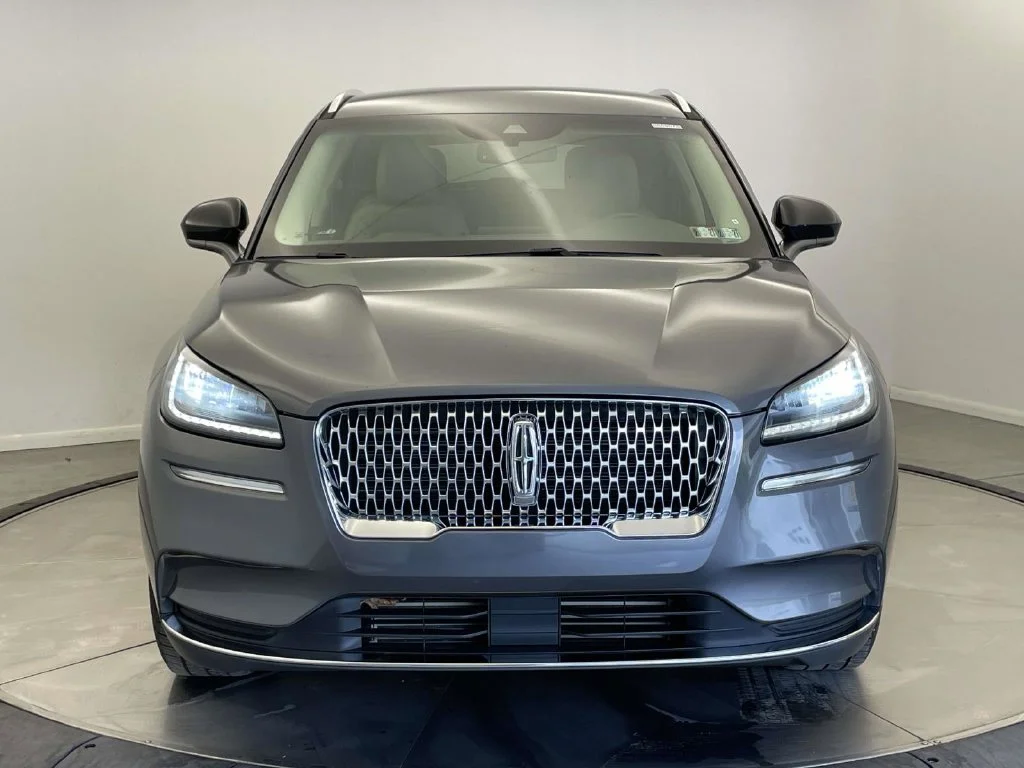 Used 2021 Gray Lincoln Standard image 8
