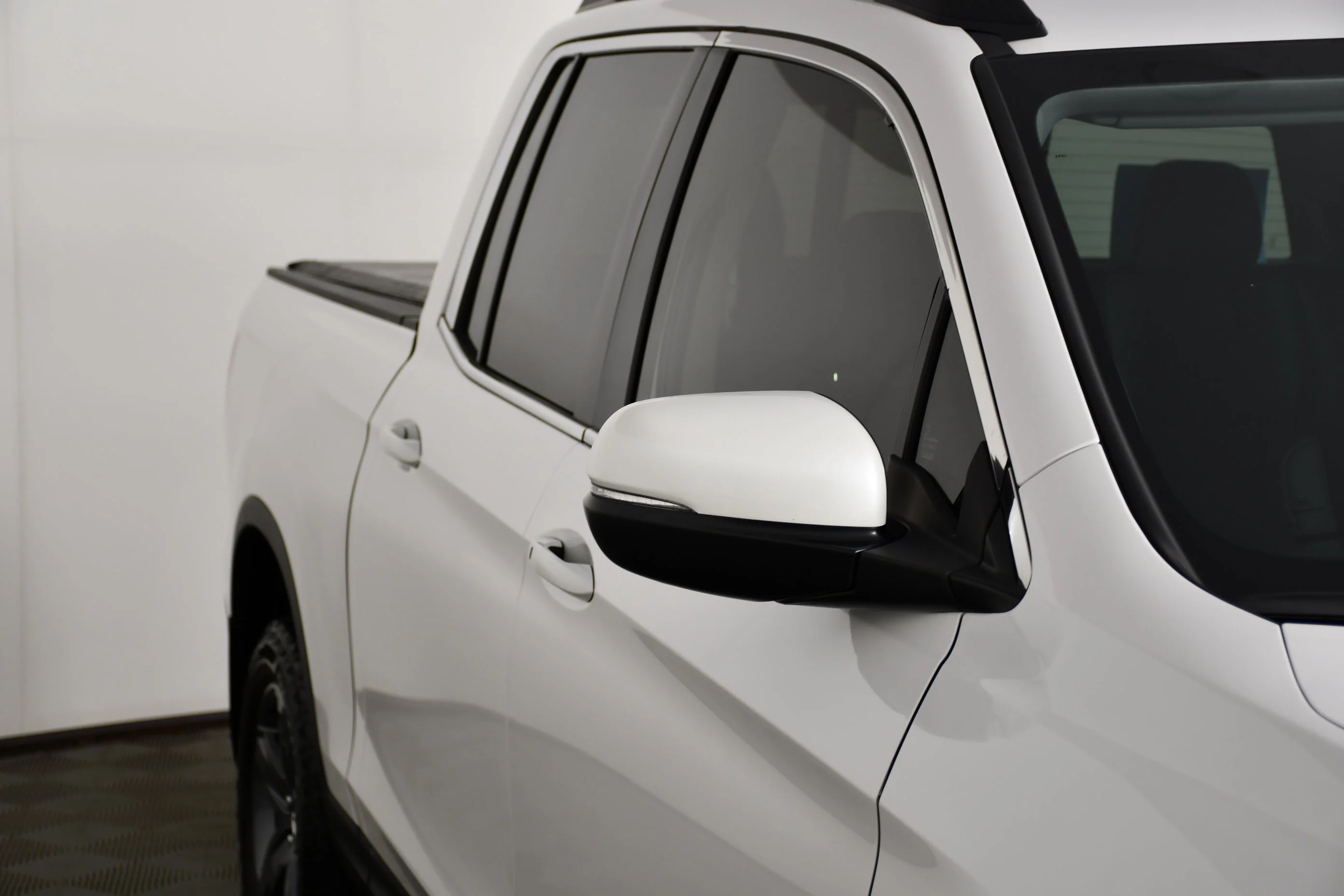 Certified Used 2023 Platinum White Pearl Honda RTL image 14