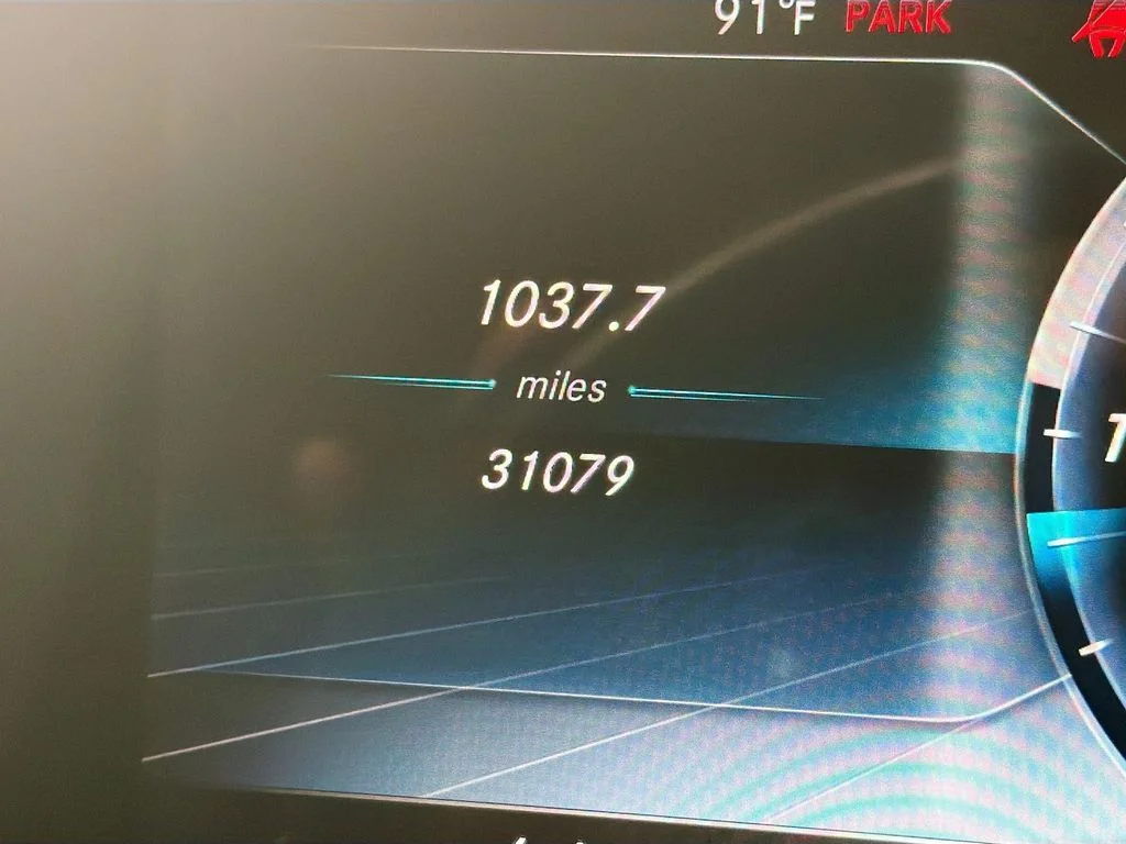 Used 2021 Gray Mercedes-Benz G 550 image 12