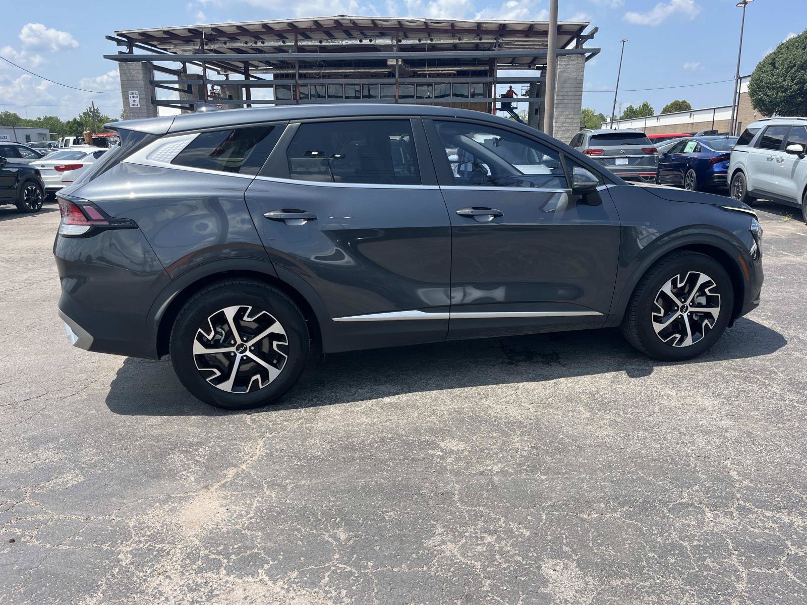 Used 2023 Gravity Gray Kia EX image 7
