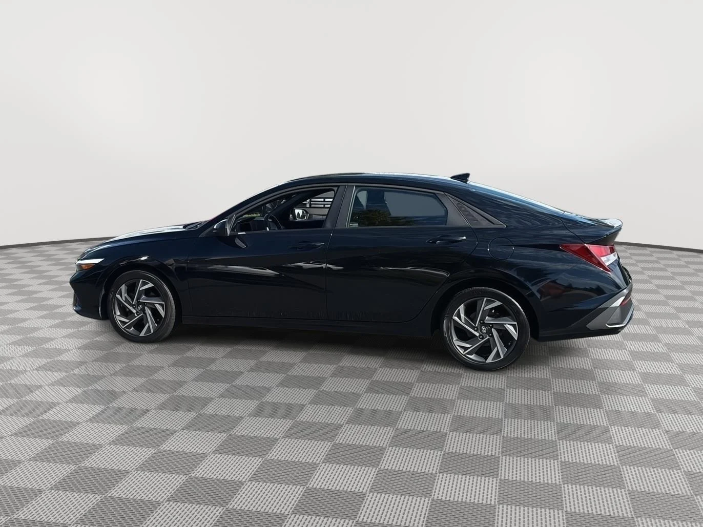 Certified Used 2025 Abyss Black Hyundai SEL Sport image 8
