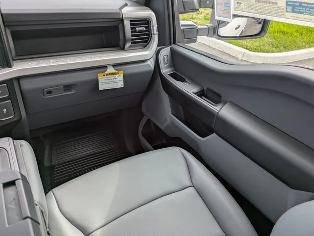 New 2026 Oxford White Ford F-350® XL image 17