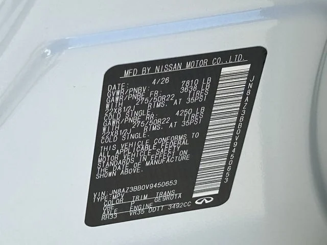 New 2027 RADIANT WHITE INFINITI Luxe 4WD image 31
