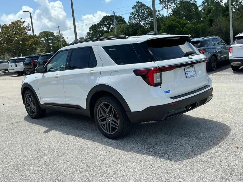 Used 2025 White Ford ST-Line image 4