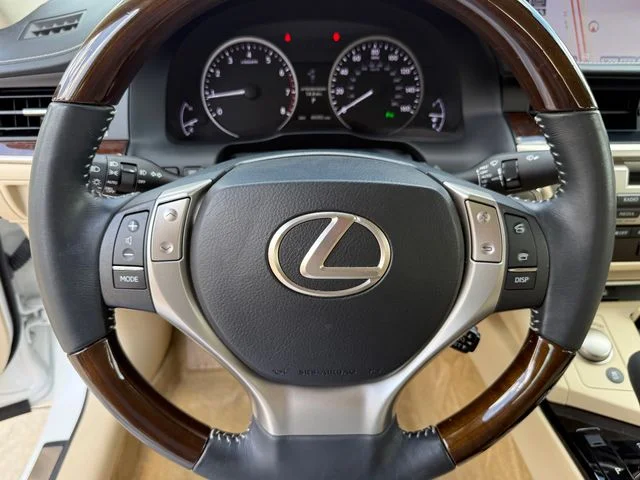 Used 2014 Starfire Pearl Lexus 350 image 15