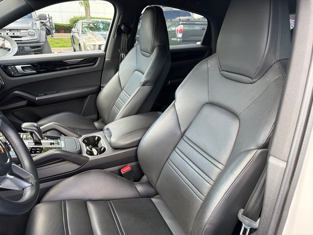 Used 2022 Gray Porsche  image 10
