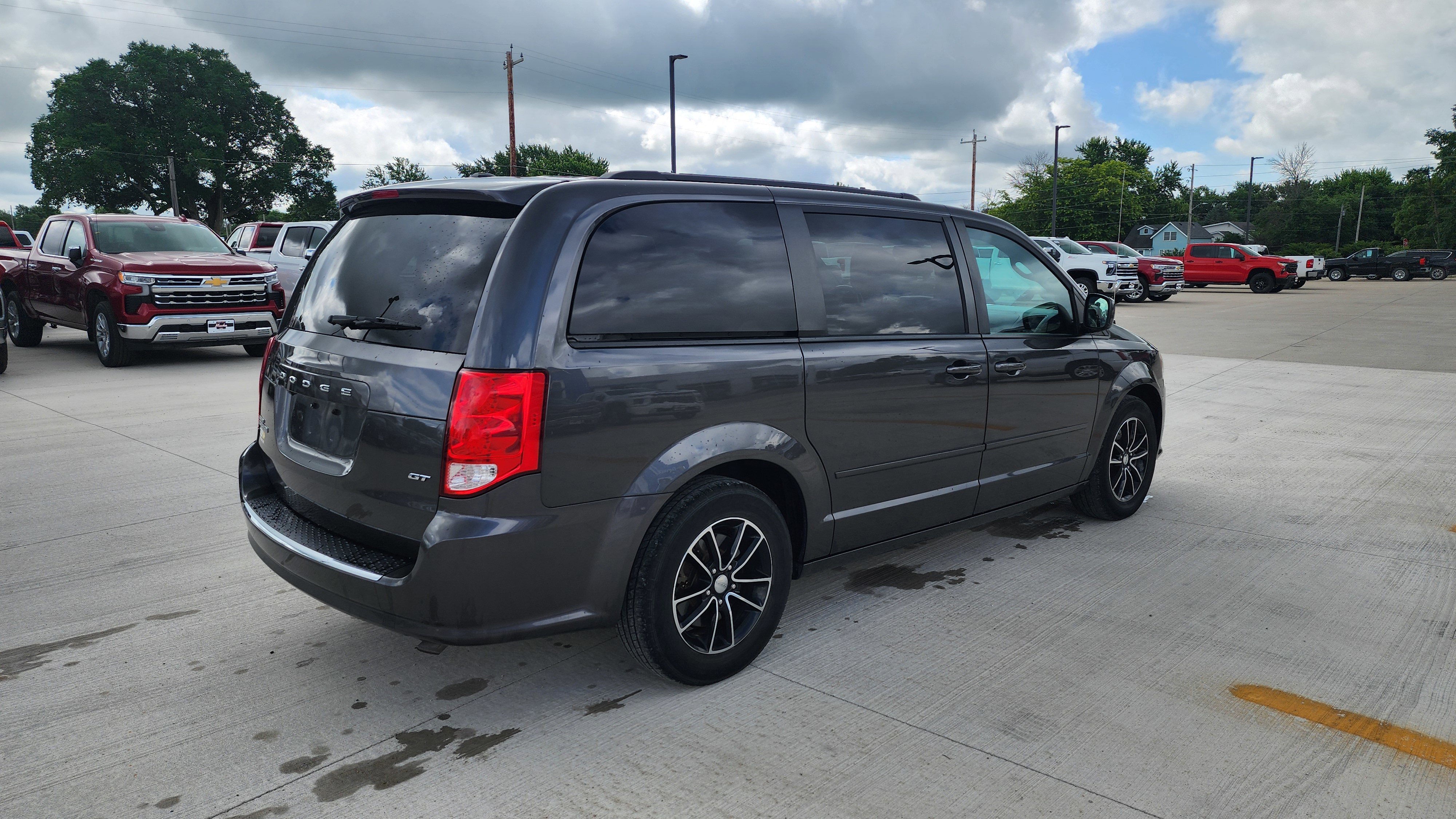Used 2017 Granite Pearlcoat Dodge GT image 5