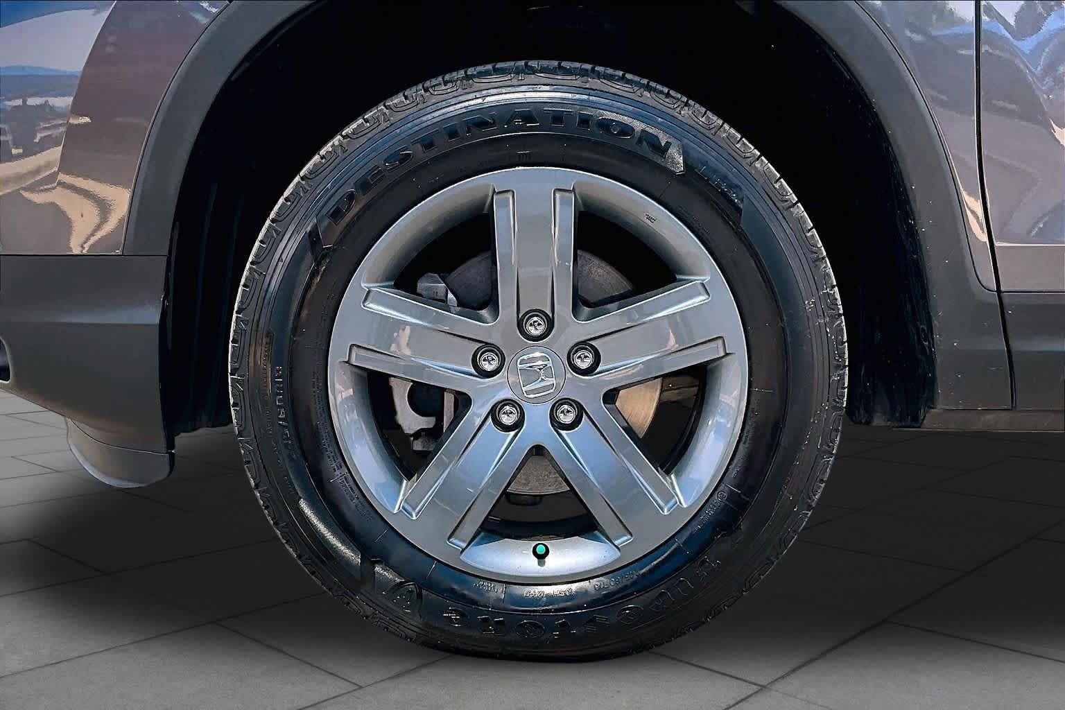 Certified Used 2022 Modern Steel Metallic Honda RTL image 11