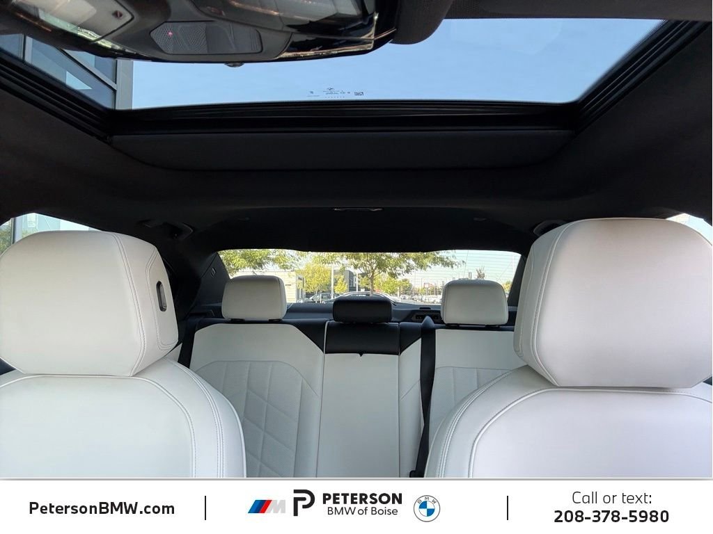 Used 2024 Oxide Grey Met BMW 530i image 35
