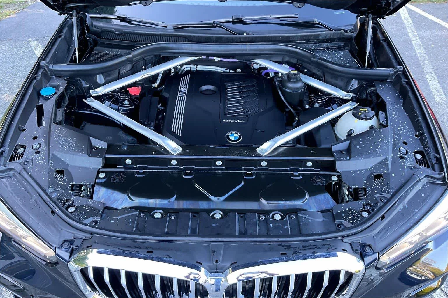 Used 2022 Carbon Black Metallic BMW xDrive40i image 29
