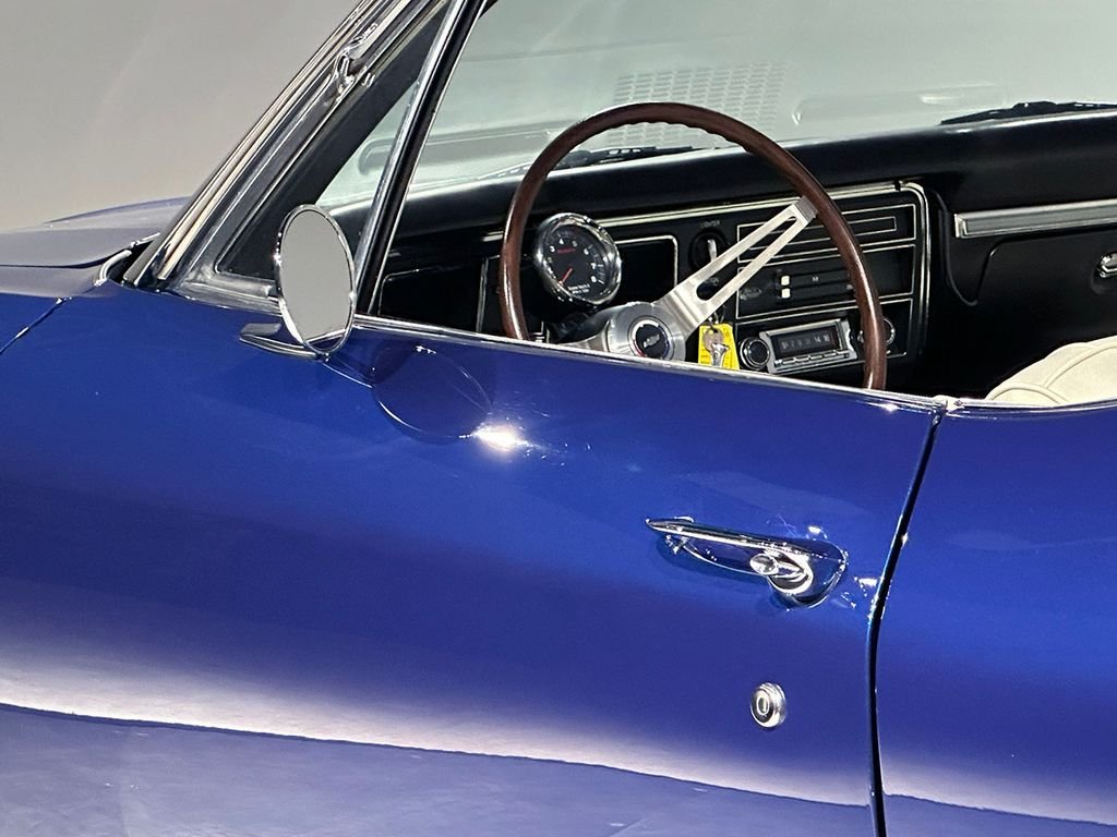 Used 1968 Blue Chevrolet  image 17