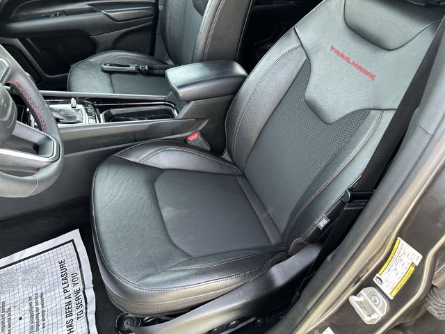 Used 2024 Silver Jeep Trailhawk image 15
