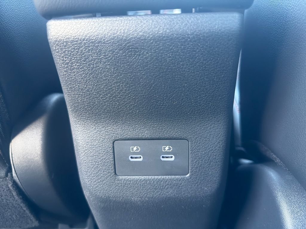 New 2026 Nissan Kicks SR 4D Sport Utility