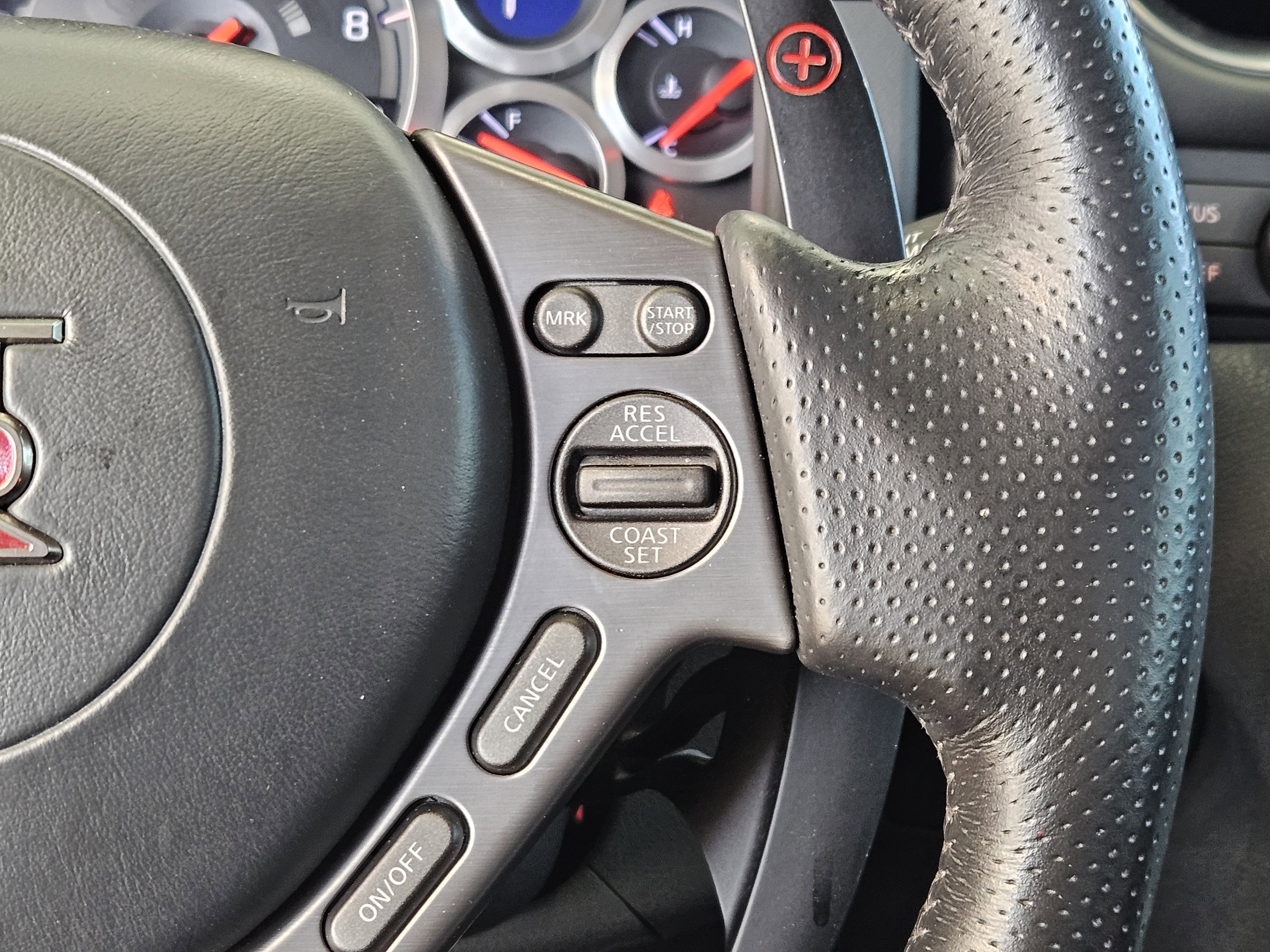 Used 2014  Nissan Premium image 26
