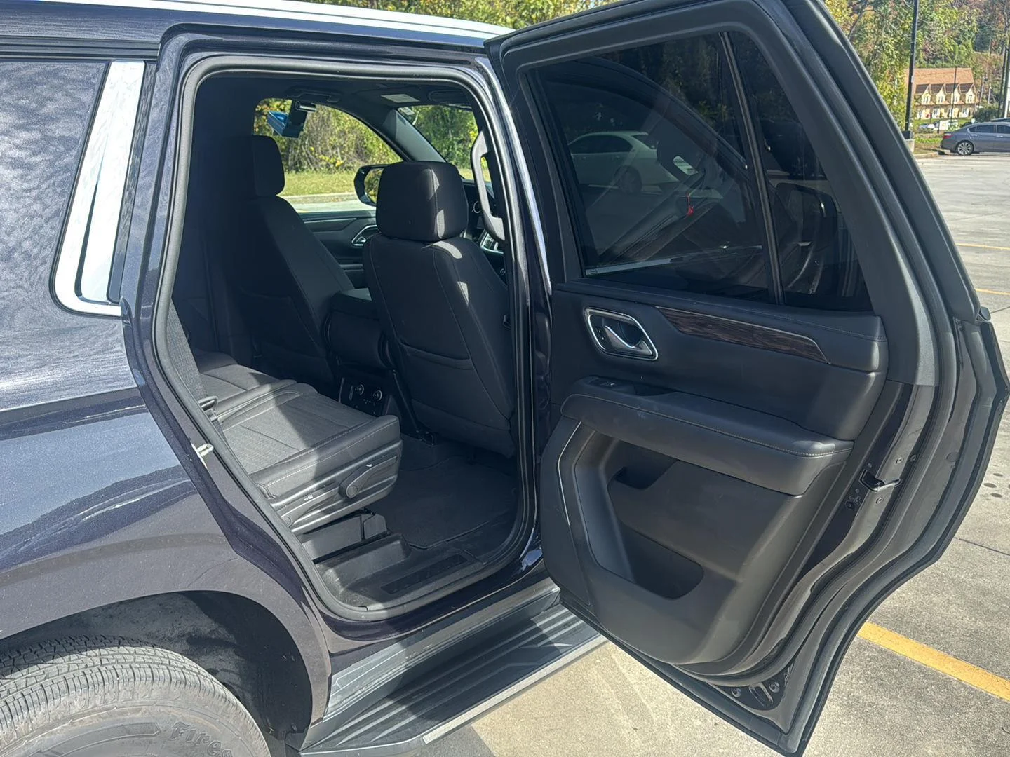 2022 Chevrolet Tahoe LS - Photo 11