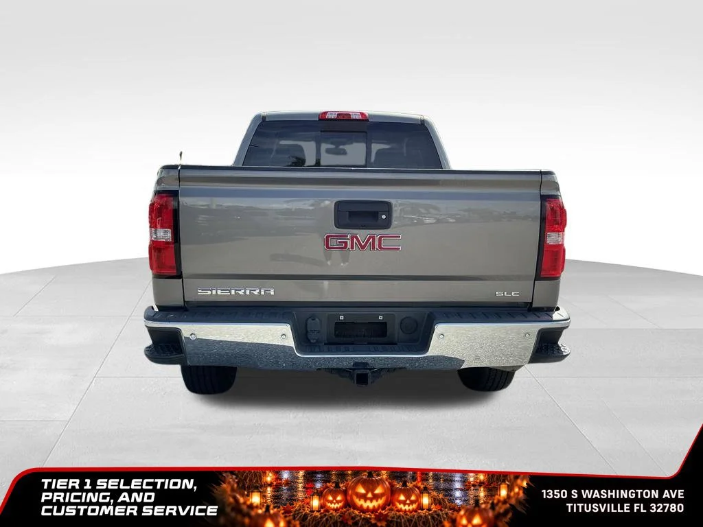Used 2017 PEPPERDUST METALLIC GMC SLE image 8