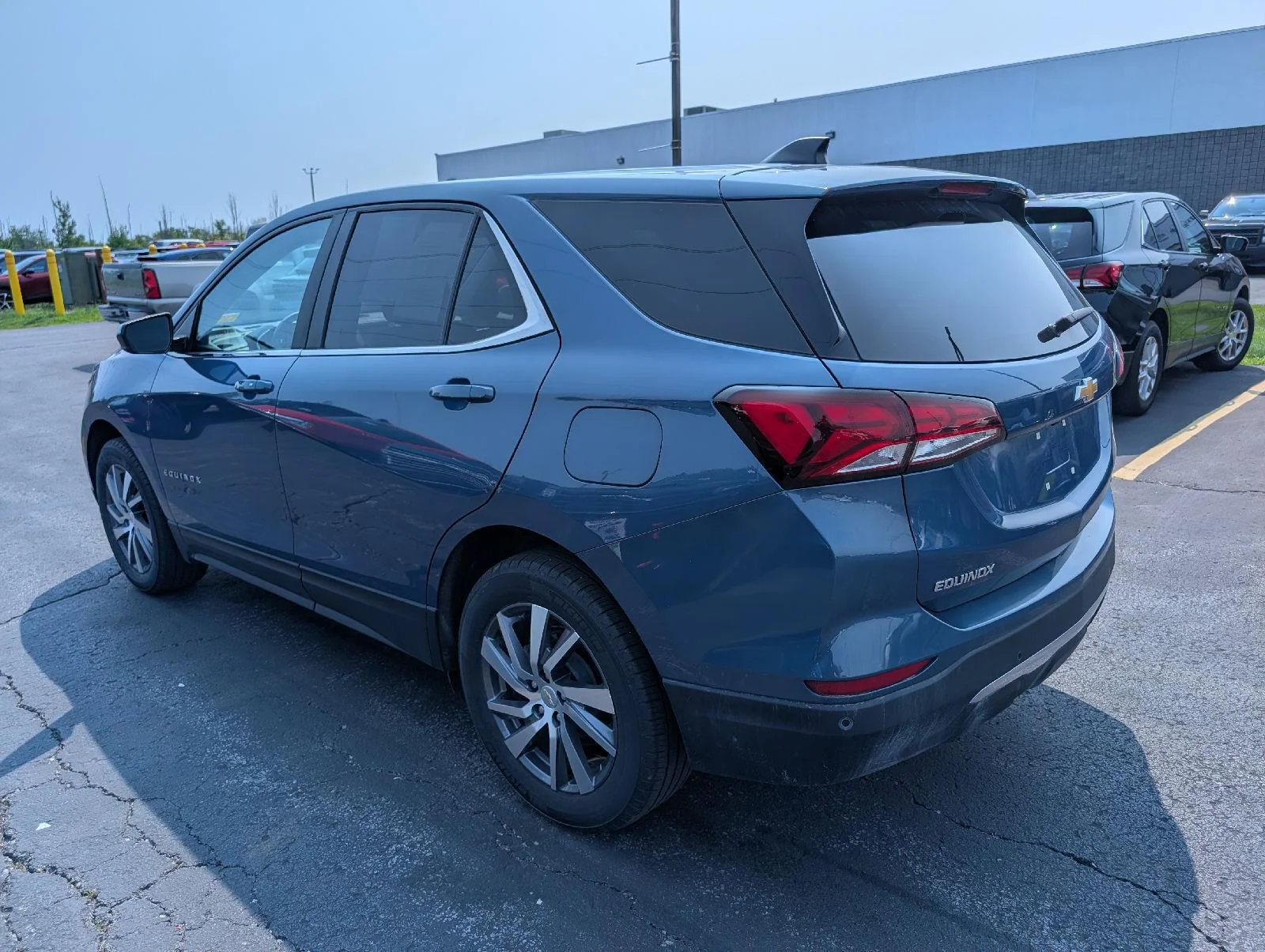 Used 2024 Lakeshore Blue Metallic Chevrolet LT image 5